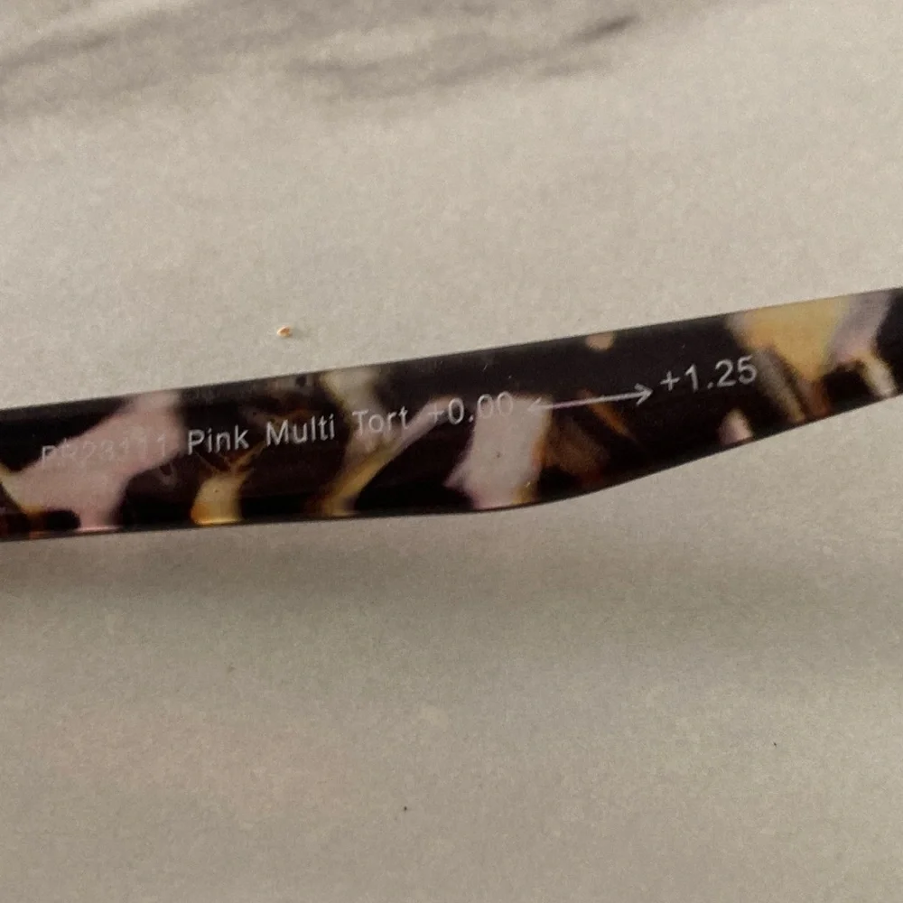 Tortoise Shell Pattern Glasses - Picture 11 of 16